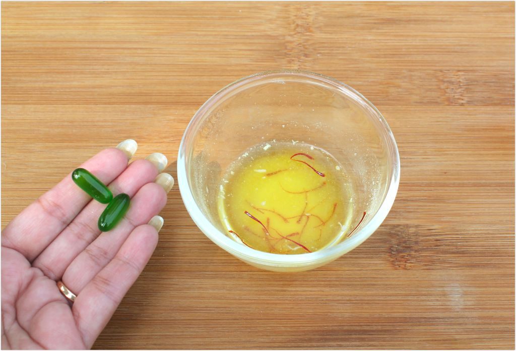 Reverse Signs of Aging and Remove Wrinkles with this DIY Vitamin C Facial Serum 