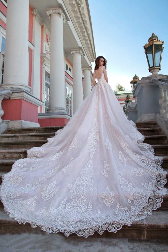 Bridal Wear Trends that will Dominate 2019